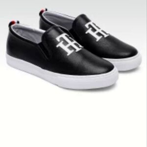 Tommy Hilfiger Slip On Shoe Womens Size 8 Preppy Collegiate Academia Casual